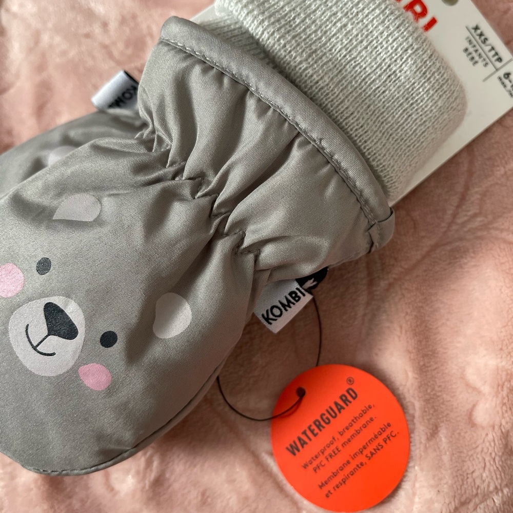 6-12M ❤️ Winter Waterproof Mittens - Picture 3 of 4